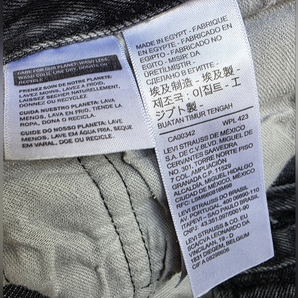 LEVI’S 501 JEANS BLACK 32 × 32,
Good condition - Picture 6 of 8